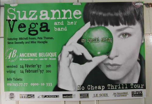 Acheter Vega Suzanne - 68x100 cm - AFFICHE / POSTER État correct - 20,99 € Vega Suzanne - 68x100 cm - AFFICHE / POSTER État correct - N/A reconditionné disponible sur Fnac