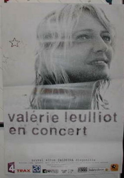 Valérie LEULLIOT - 70x100 cm - AFFICHE / POSTER État correct - N/A reconditionné disponible sur Fnac