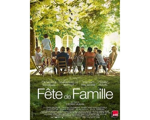 Acheter Fête de Famille - 2019 - Catherine Deneuve, Emmanuelle Bercot - 116x158cm - Affiche de cinéma originale pliée État correct - 17,99 € Fête de Famille - 2019 - Catherine Deneuve, Emmanuelle Bercot - 116x158cm - Affiche de cinéma originale pliée État correct - N/A reconditionné disponible sur Fnac