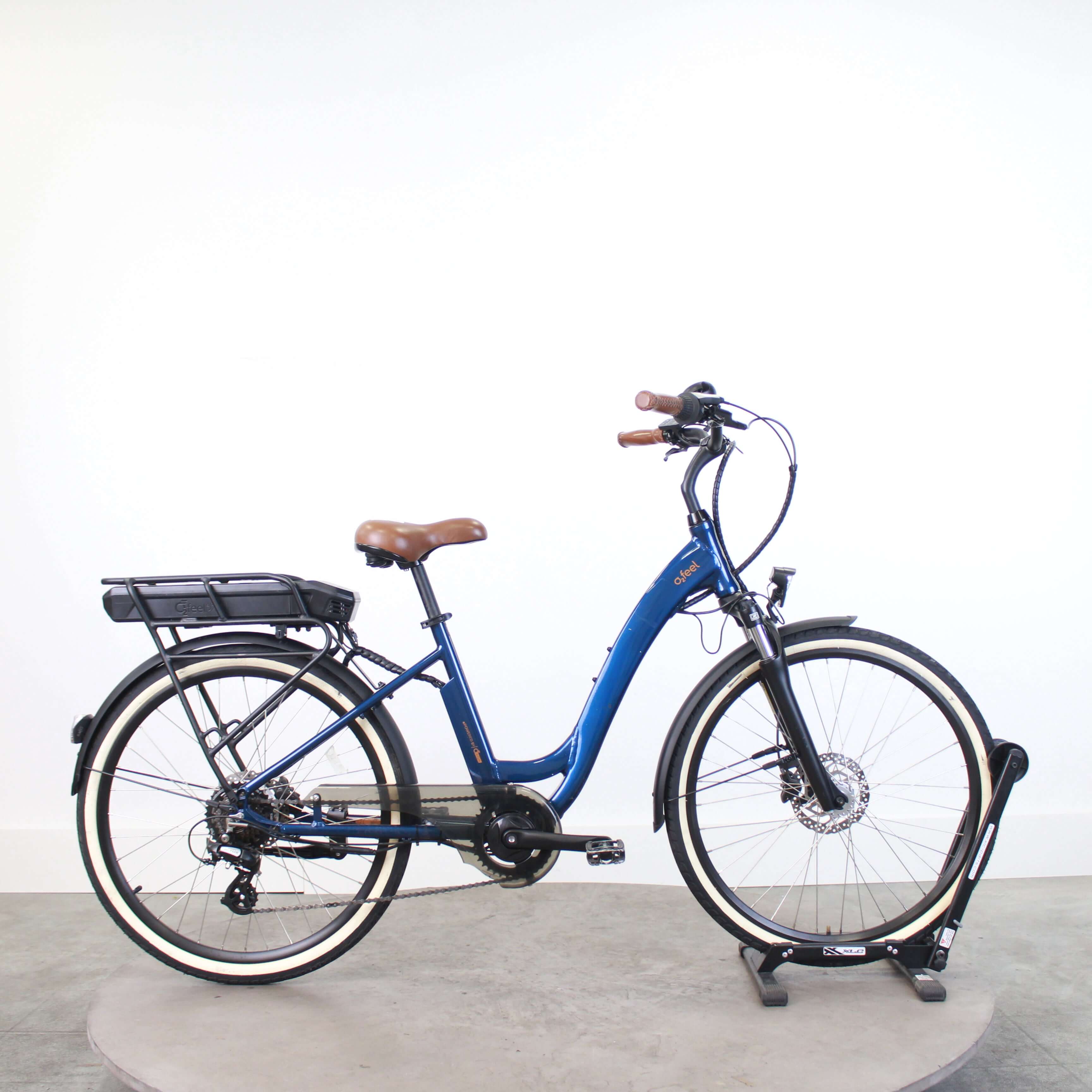 Vélo de ville électrique O2Feel VOG ORIGIN 2.1  - O2Feel reconditionné disponible sur Loewi