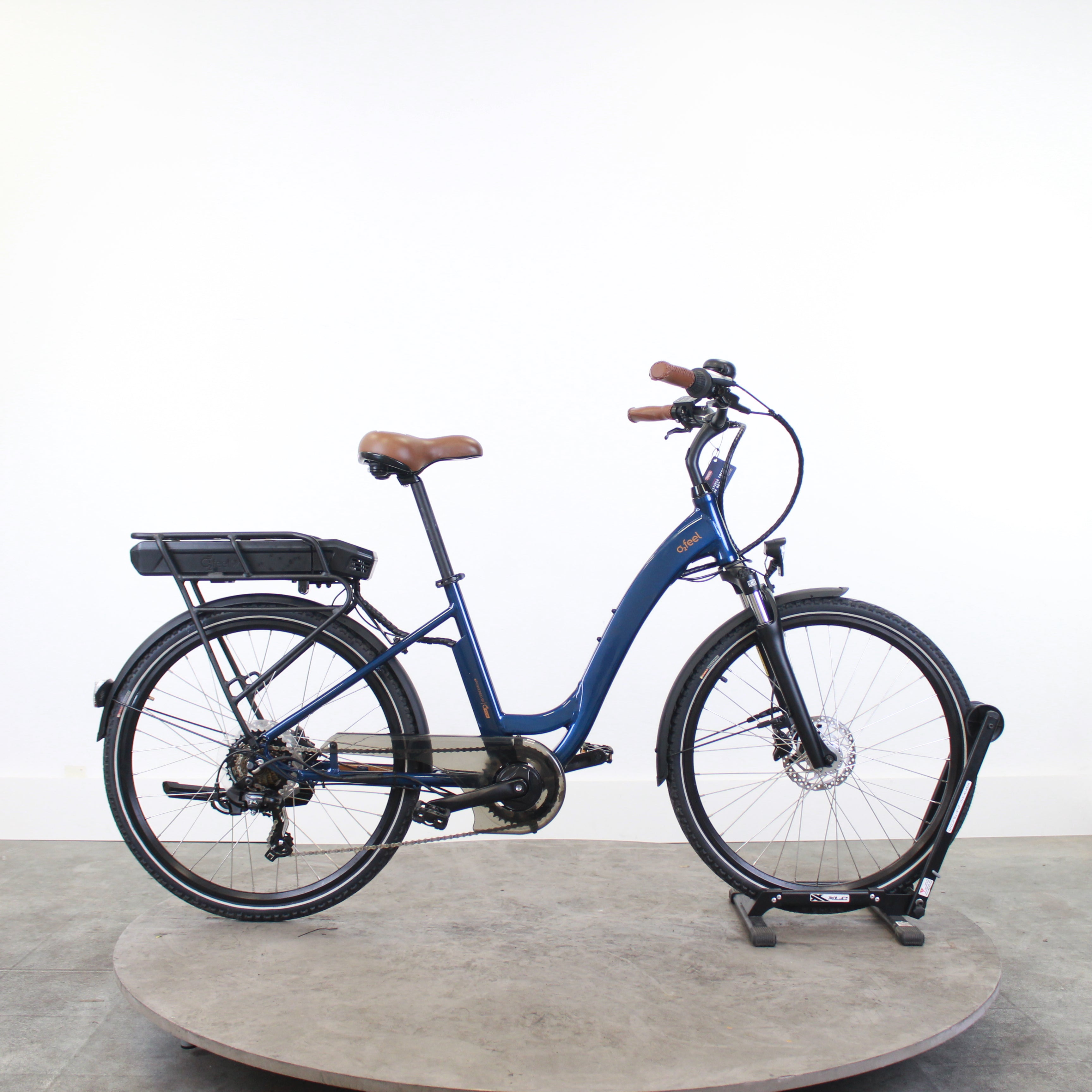 Acheter Vélo de ville électrique O2feel City Vog 2.1 - 999,00 € Vélo de ville électrique O2feel City Vog 2.1 - O2feel reconditionné disponible sur Loewi