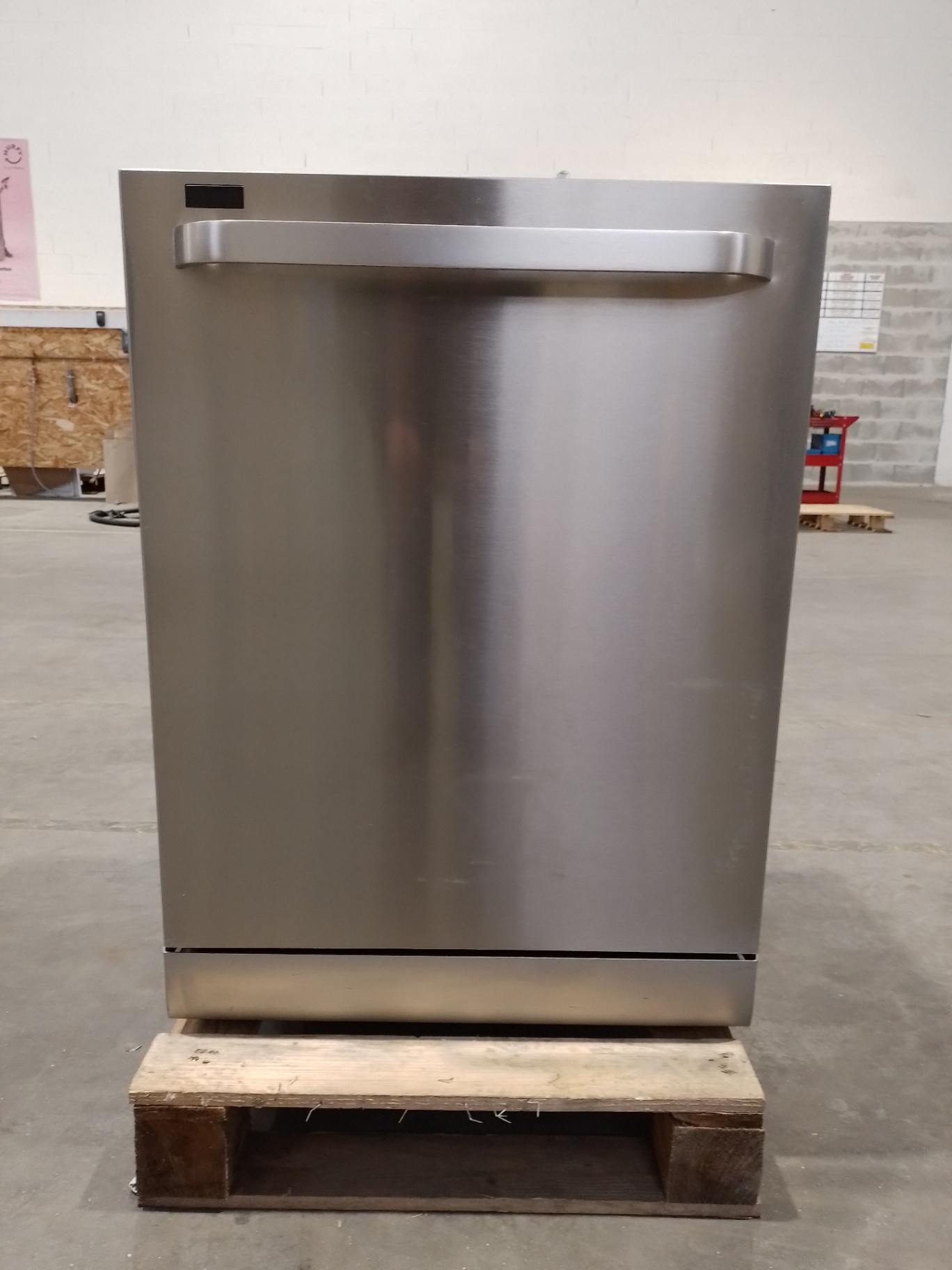 Lave-vaisselle Thomson THOMINOXSILENCE - État correct sur Murfy