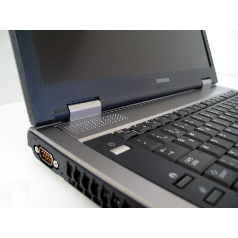 PC Portable TOSHIBA TECRA A9 Sous Windows 7 - Ram 2 go - 040701 -