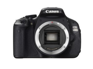 Canon EOS 600D + 18-55mm DC + 75-300mm DC Kit d'appareil-photo SLR 18 MP CMOS 5184 x 3456 pixels Noir - Très bon état Très bon état - Canon reconditionné disponible sur Pixmania