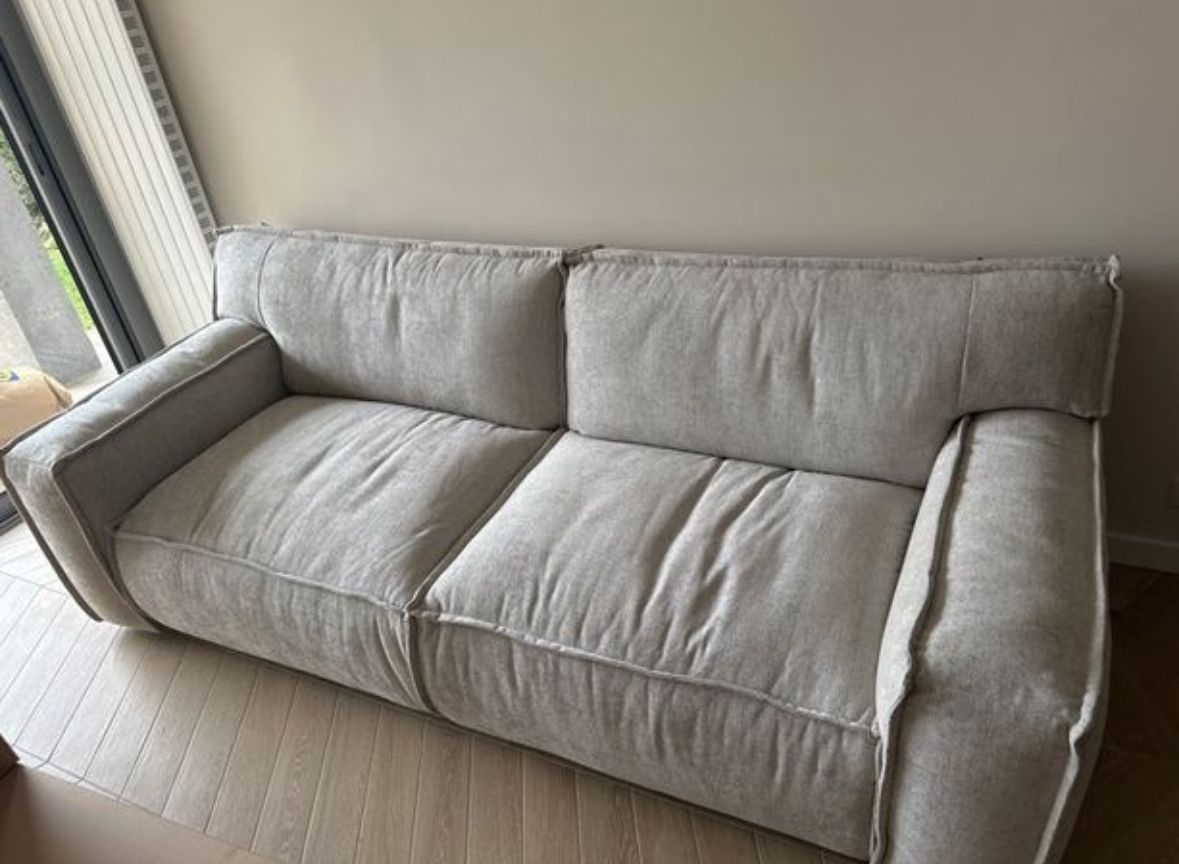 Canapé Complètement Milome À Re Bon état -  reconditionné disponible sur Rakuten