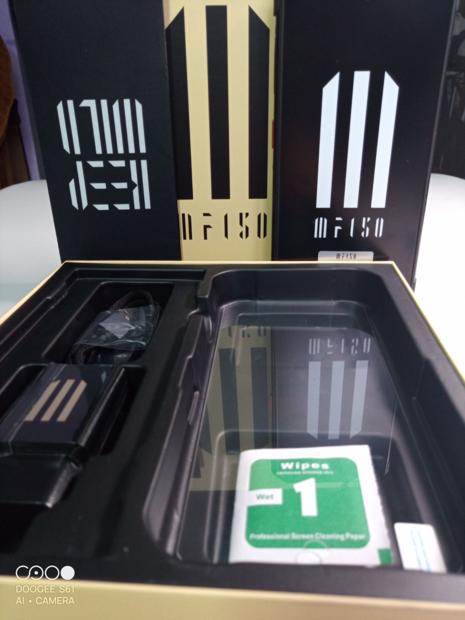 Smartphone Robuste IIIF150 B2 Deux écrans FHD+ 6.5 pouces, vision nocturne, 10000mAh, appareil photo 48MP, Android 13, 12 Go, 6 + 6 arcs-en-ciel, 256 Go, ultra-mince et robuste - Orange - Bon état sur Rakuten