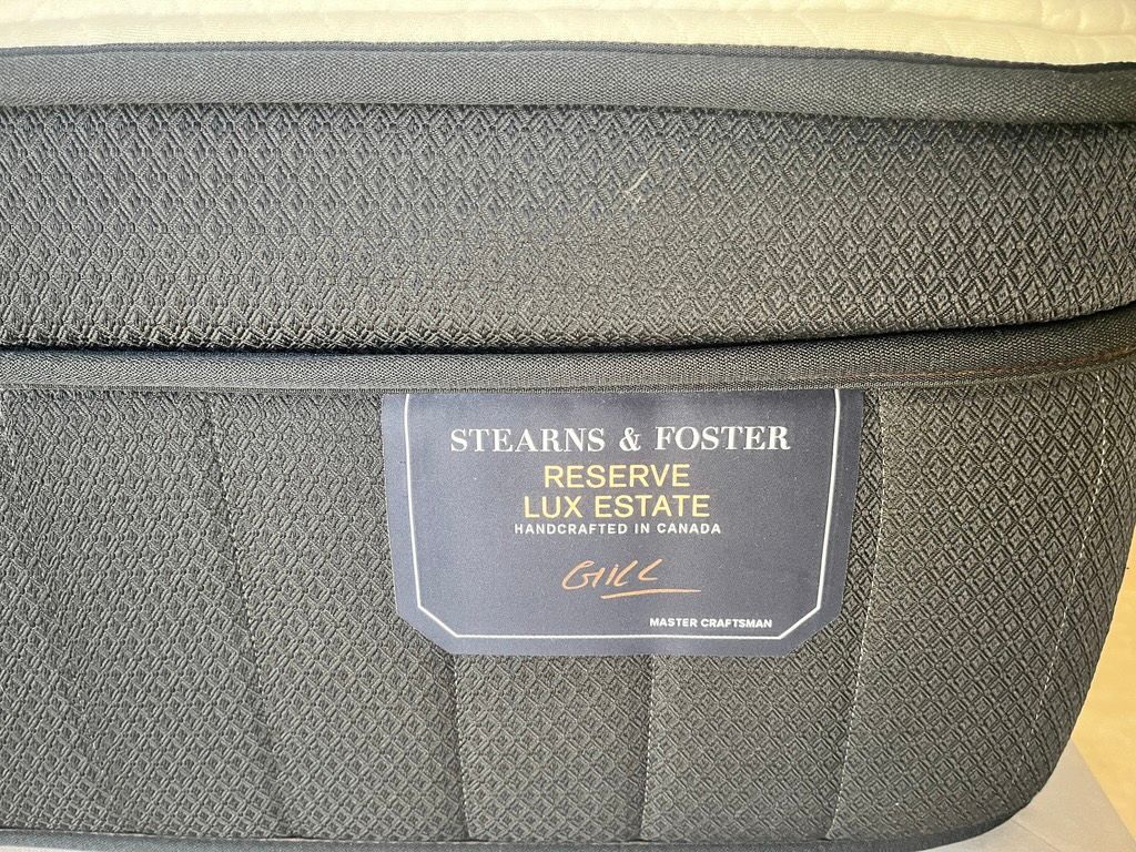 MATELAS STEARNS & FOSTER Bon état -  reconditionné disponible sur Rakuten