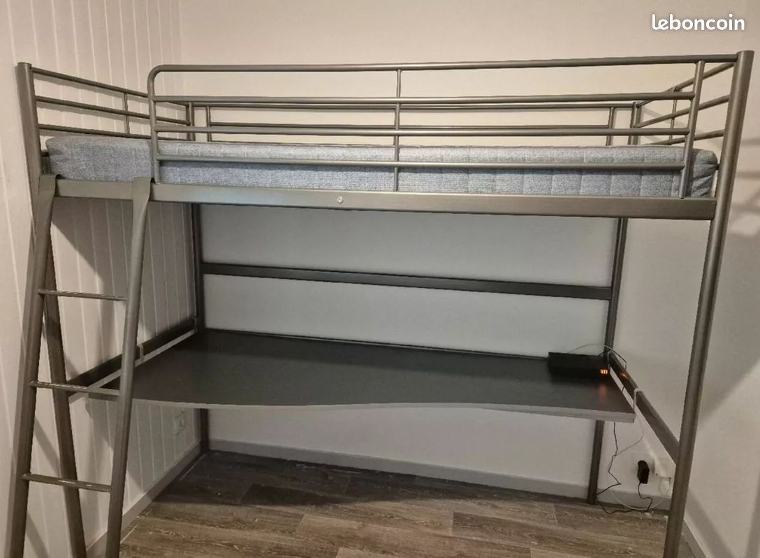 Lit Mezzanine Fer Gris Ikéa Svarta Avec Bureau. - Bon état sur Rakuten