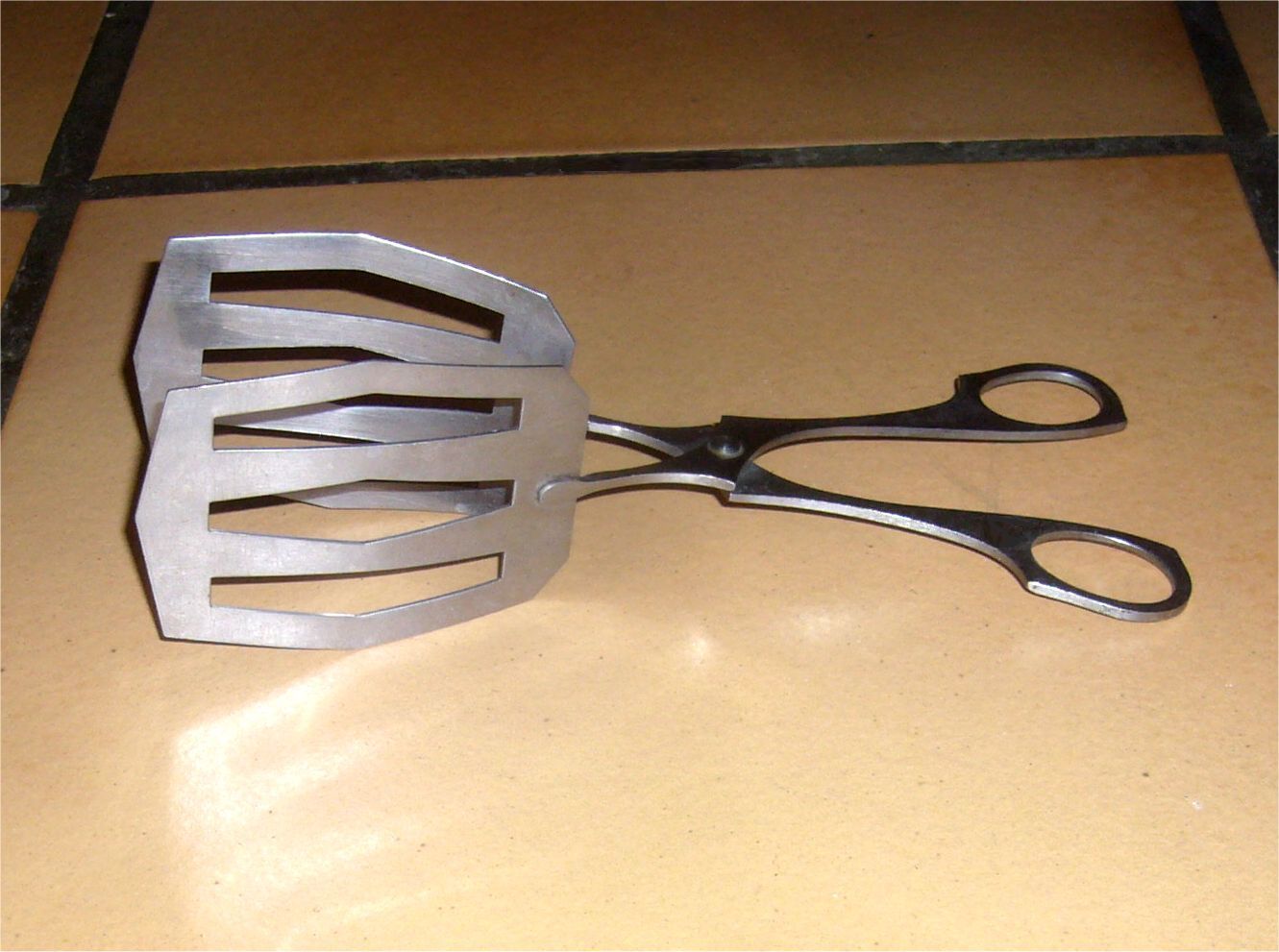 Pince Pelle De Service Ciseaux Cuisiner Pinces Ciseau A Patisserie Alimentaire Friture Gateaux Salade Glacons Bonbon Cuisine Bonbons Inox Ustensile Couvert Pratique Securite - Bon état sur Rakuten