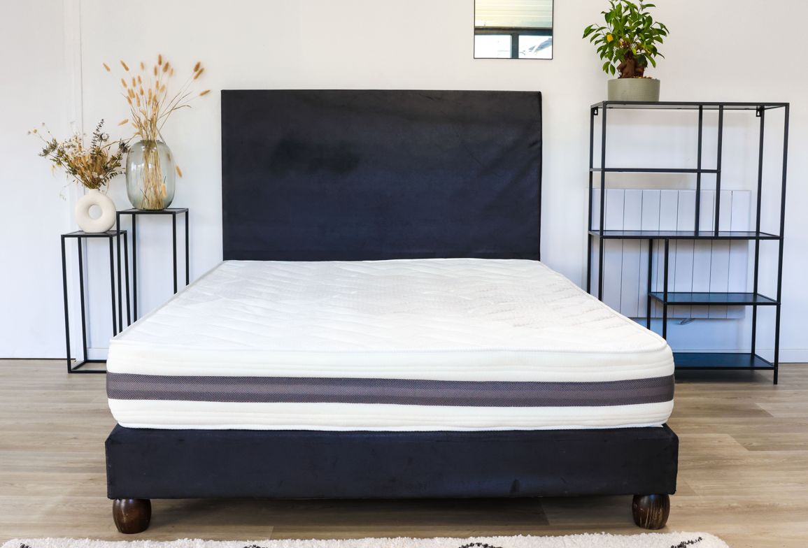 Matelas Matconfor Mousse Mémoire De Forme 140/190/25 Bon état -  reconditionné disponible sur Rakuten