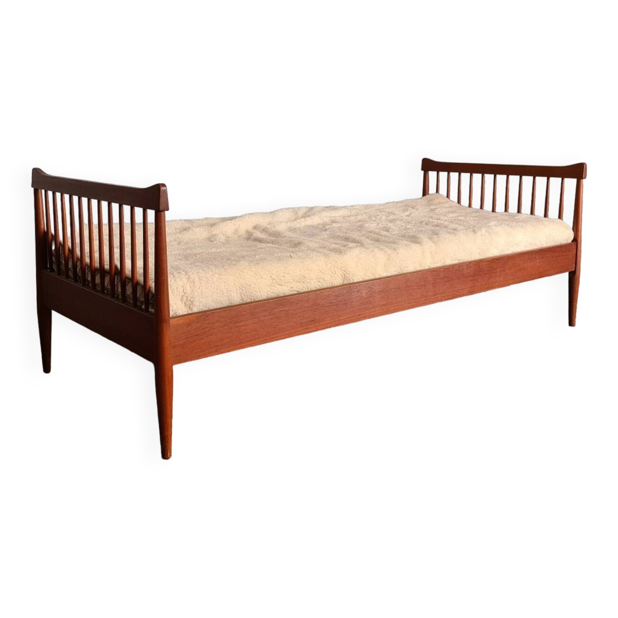 Lit scandinave en teck - Bon état sur Selency