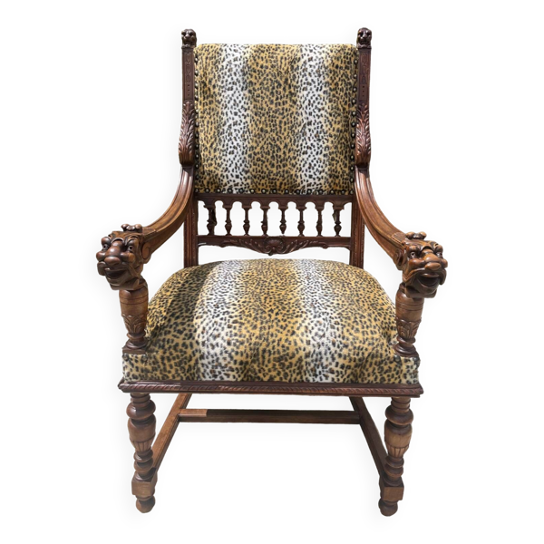 Fauteuil en Noyer de style Louis XIII Epoque XIXeme Siècle