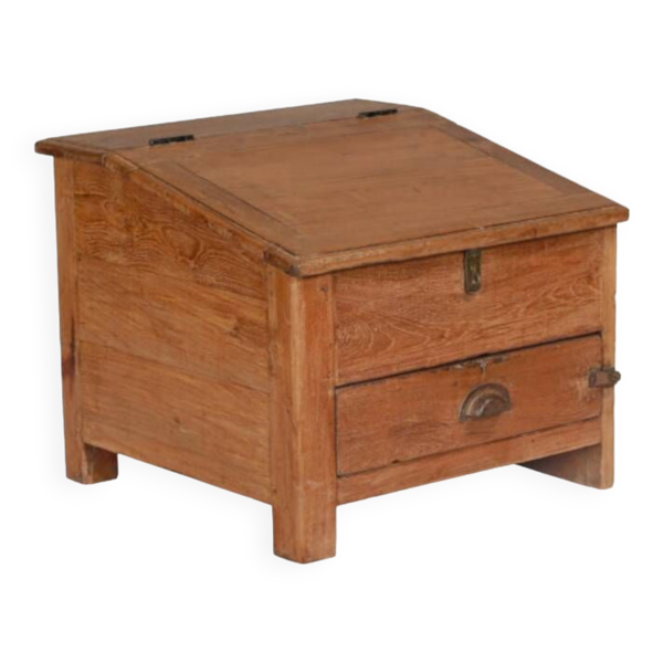 Pupitre marron coffre et tiroir vieux teck piece d'origine - Bon état sur Selency