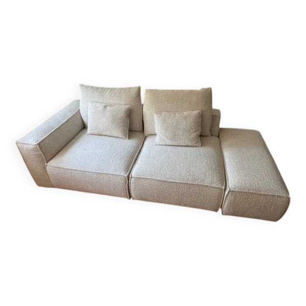 canapé, chauffeuse et pouf