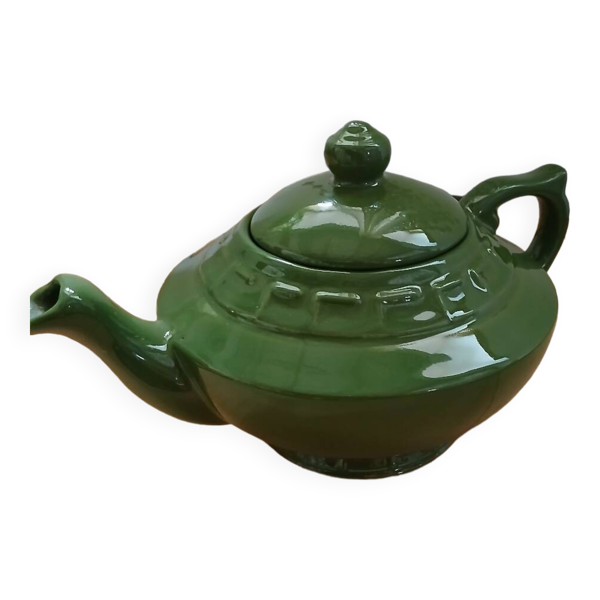 Théière verte en faïence
