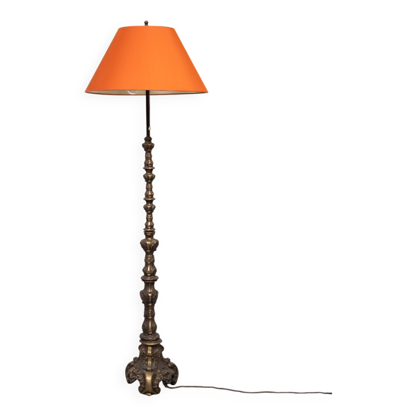 Lampadaire néo-baroque en laiton massif France années 1950 - Bon état sur Selency