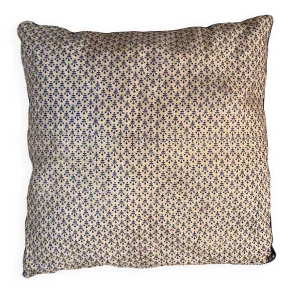 Coussin / motif indie  /100% soie /50x50cm. Recto verso: 2 motifs. - Bon état sur Selency