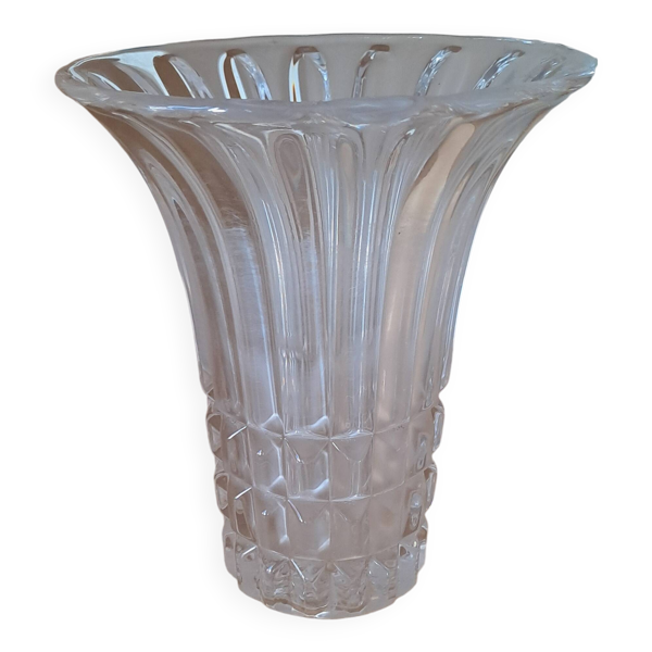 Vase tulipier cristal moulé,