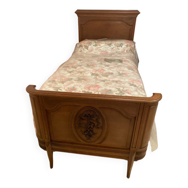 Lit en 90 en noyer provençal