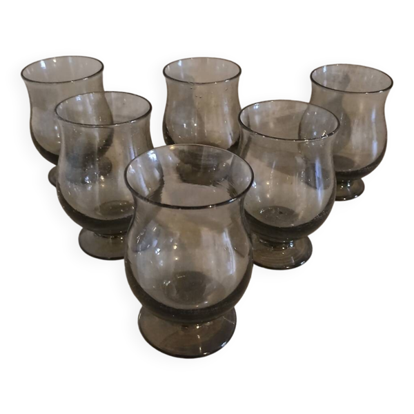 6 verres fumés anciens avec bulles