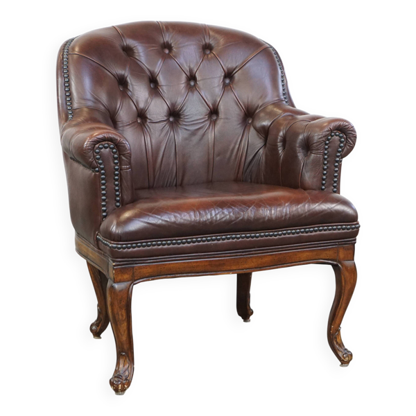 Fauteuil chesterfield anglais classique en cuir de vachette - Bon état sur Selency