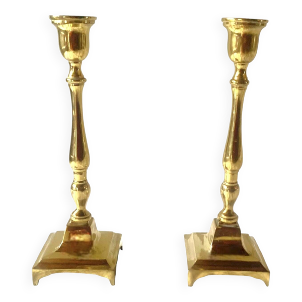 Paire d'anciens bougeoirs en laiton - Bon état sur Selency