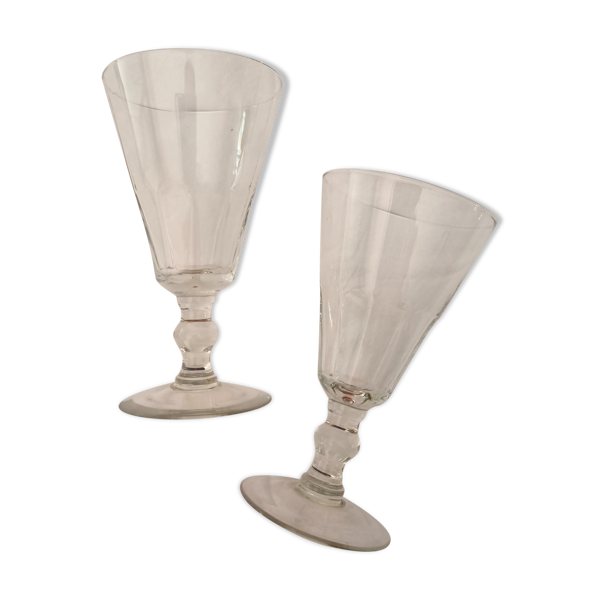 Duo de verres anciens