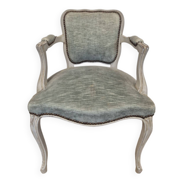 Fauteuil cabriolet style Louis XV en bois patiné et velours
