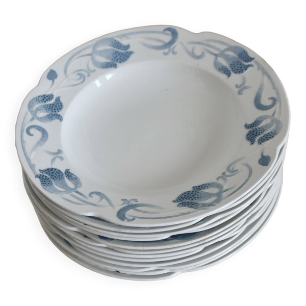 6 assiettes creuses - Modèle Tircis - Service antique de vaisselle 82 pièces faïence Sarreguemines - Bon état sur Selency