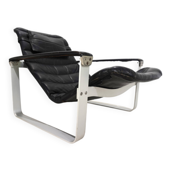 Fauteuil en cuir Asko Pulkka par Ilmari Lappalainen, 1960