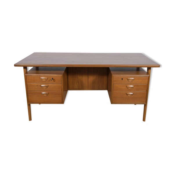 Bureau en teck danois du milieu du siècle par Kai Kristiansen pour Feldballes Møbelfabrik, années 1960