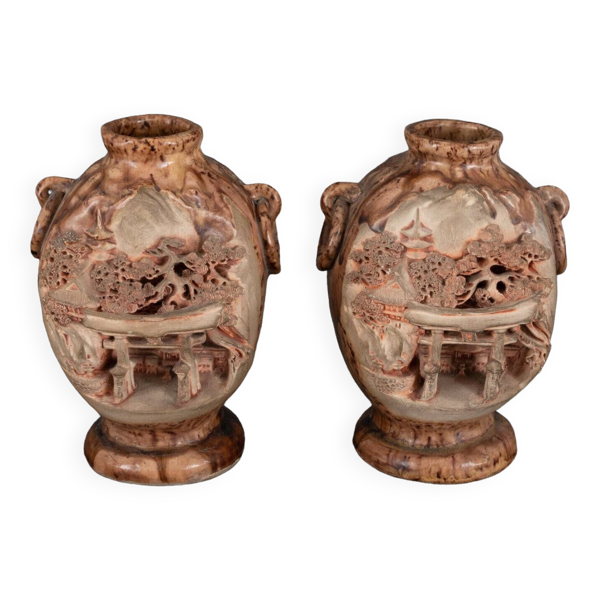 Paire de vases Banko Ware de Chine céramique décor de temple et pagode
