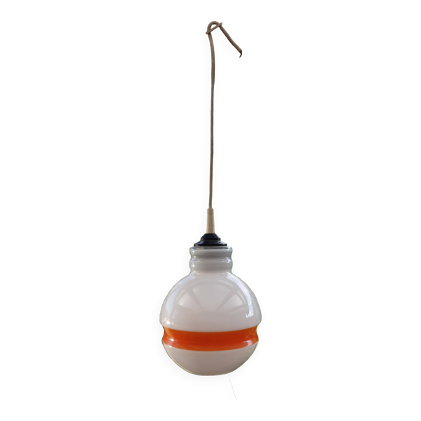 Suspension vintage en opaline