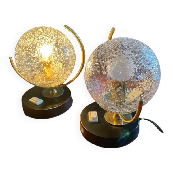 Lampes à poser globes années 70