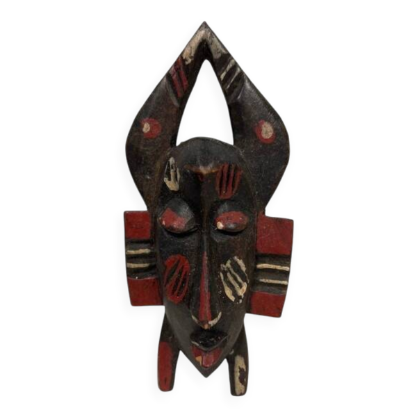 Masque en bois