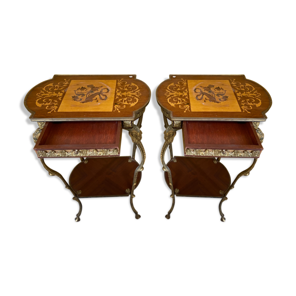 Paire de guéridons en marqueterie de bois et bronze 1900