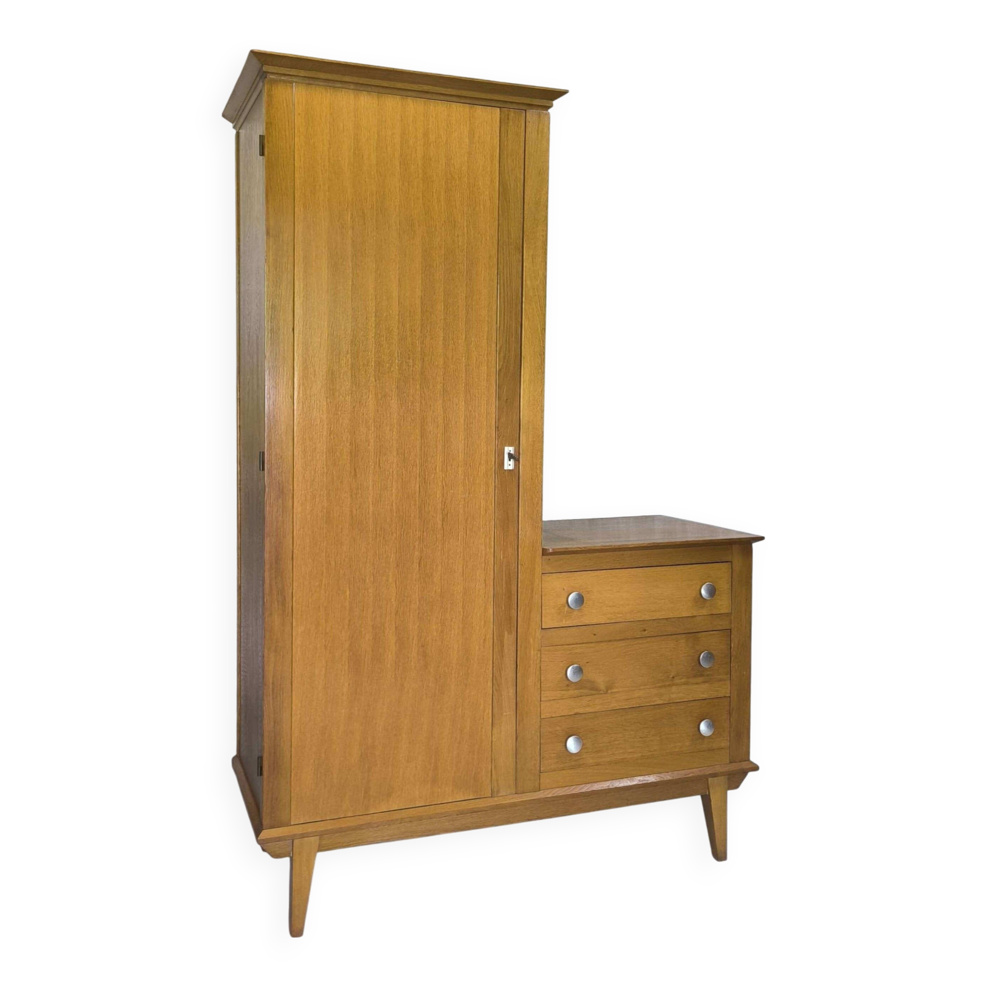 Armoire asymétrique vintage