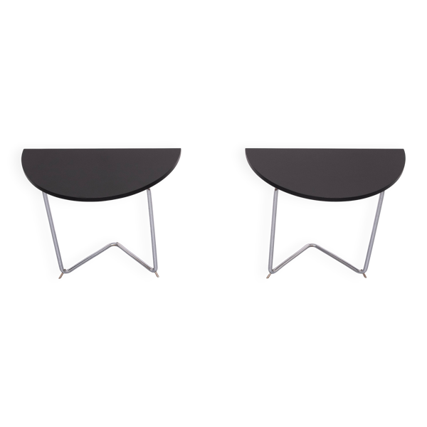 Superbe ensemble de tables en croissant Bauhaus. Années 1930, attribut Thonet