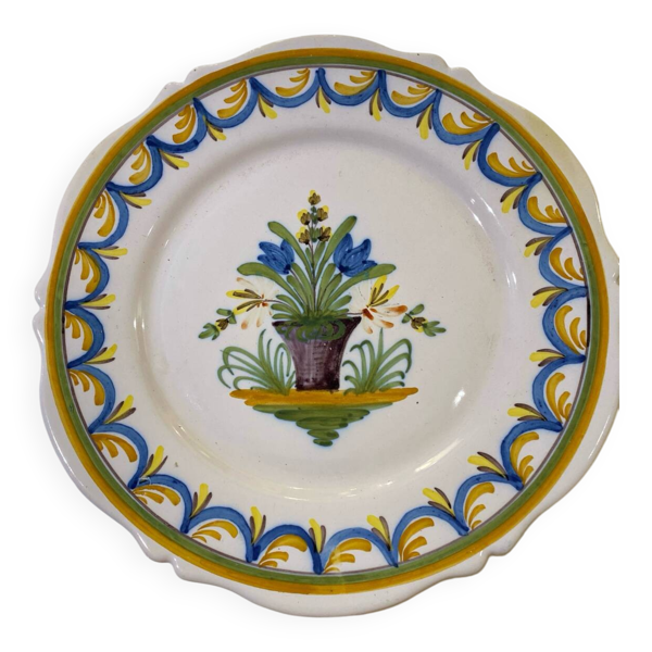 Grande assiette de présentation faïence de Quimper Emile tessier