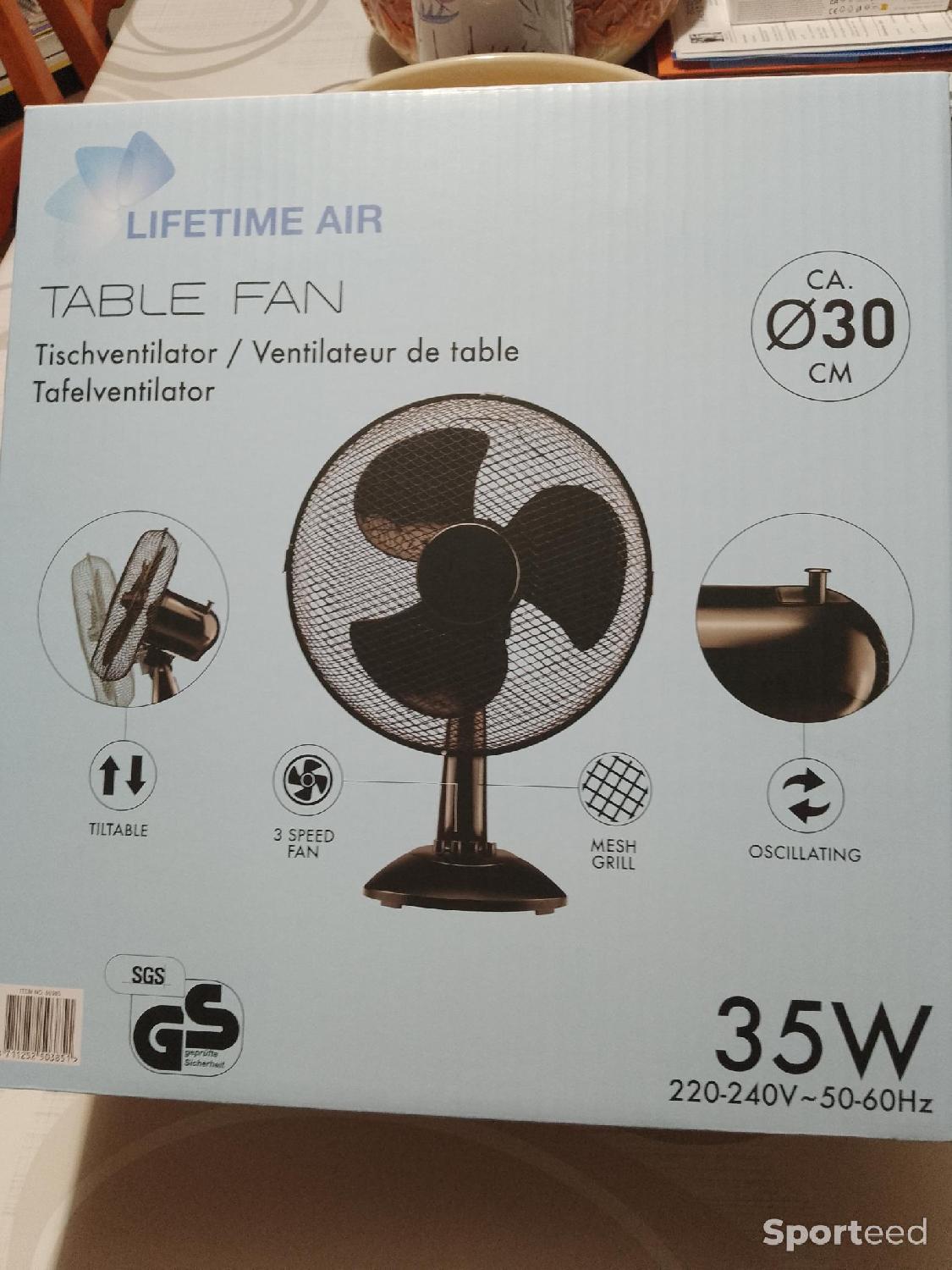 Lifetime Air Ventilateur de Table 35W Ventilateur sur Pied