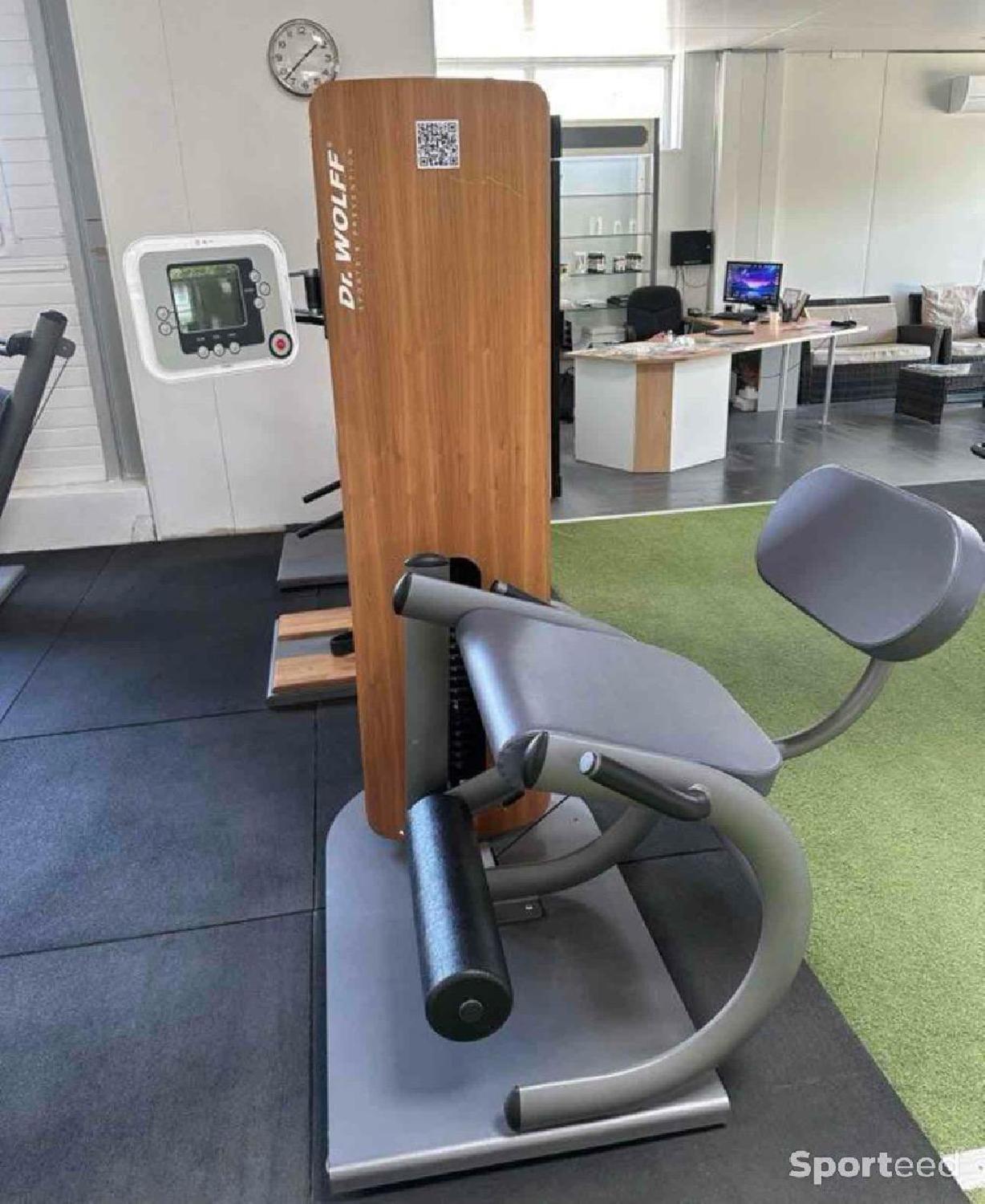 Acheter Leg extension Très bon état - 2000,00 € Leg extension Très bon état - reconditionné disponible sur Sporteed