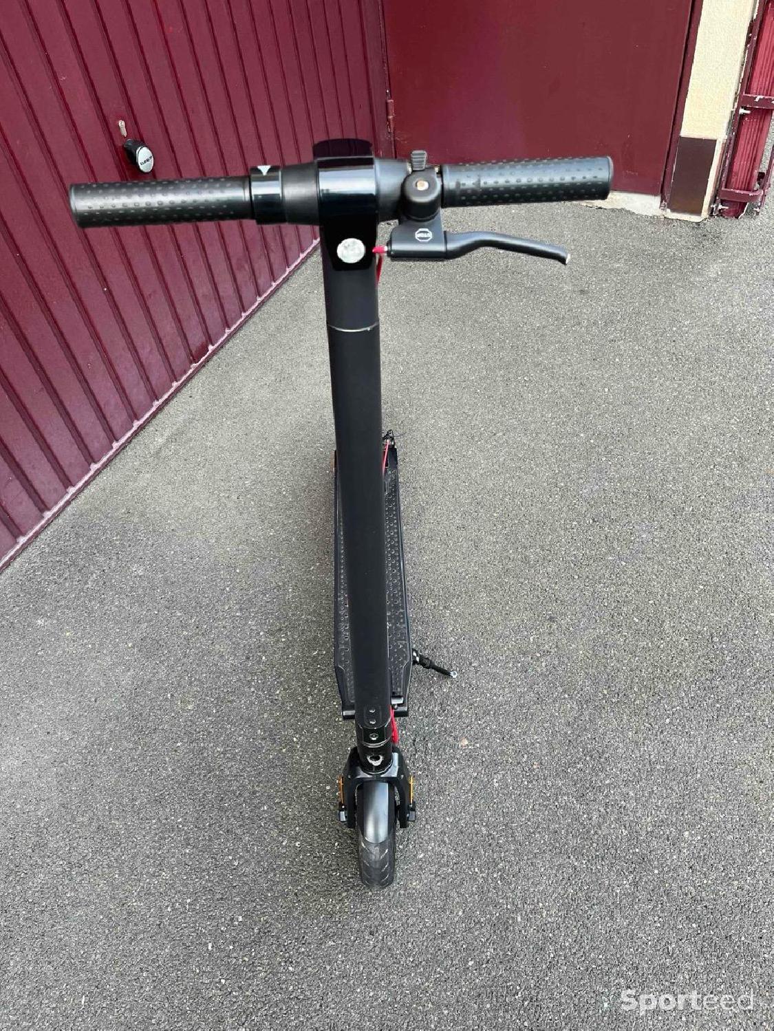 Trottinette électrique 
