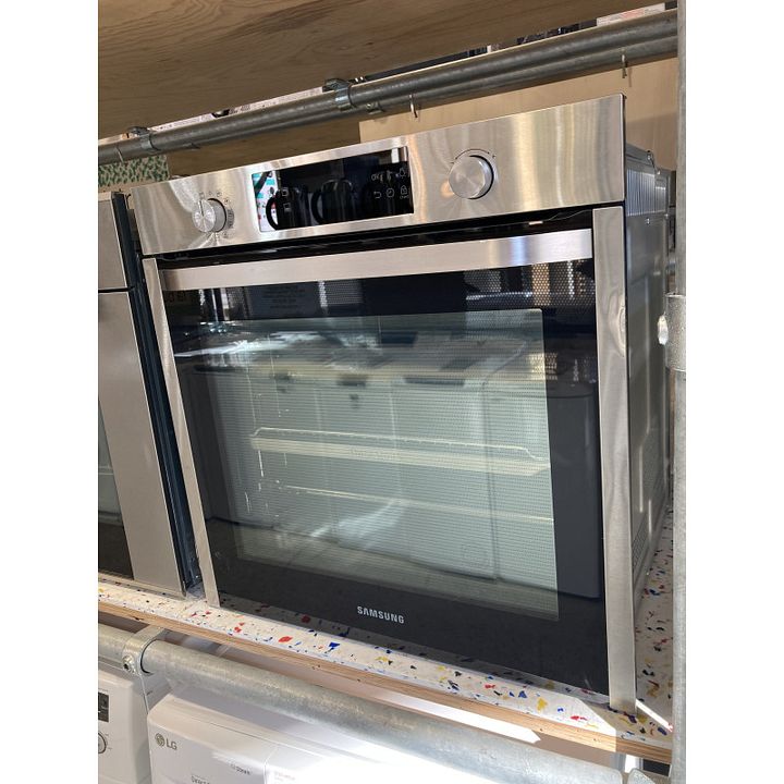 Four SAMSUNG NV75K5571RS - Bon état sur youzd